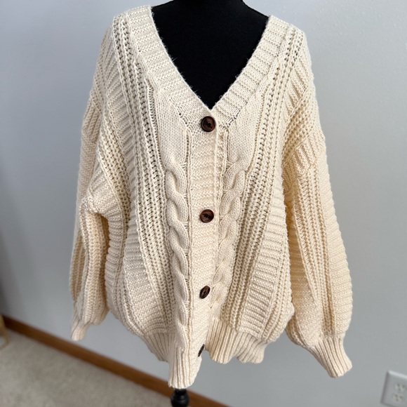 No Brand Tag Sweaters - Chunky Cable Knit Cardigan Cream Oversized Fisherman Grandpa Sweater